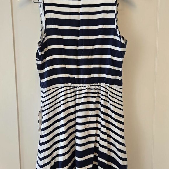 Cute Classic GAP sailor style dress in Small - Picture 5 of 5